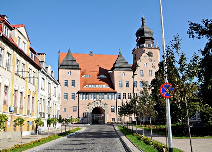 Elbląg, Nowi prawnicy w Urzędzie Miejskim