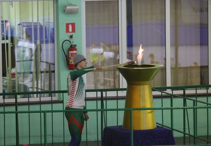 Elbląg, Elblążanin Sebastian Kłosiński zapalił olimpijski znicz Elbląg, Elblążanin Sebastian Kłosiński zapalił olimpijski znicz