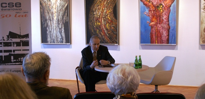 Elbląg, Spotkanie odbyło się w Galerii Nobilis