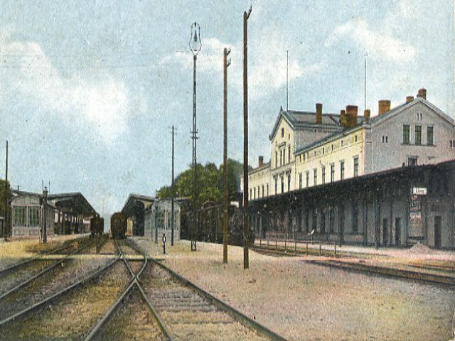 Elbląg, Dworzec kolejowy w Elblągu w 1915 r. Elbląg, Dworzec kolejowy w Elblągu w 1915 r.