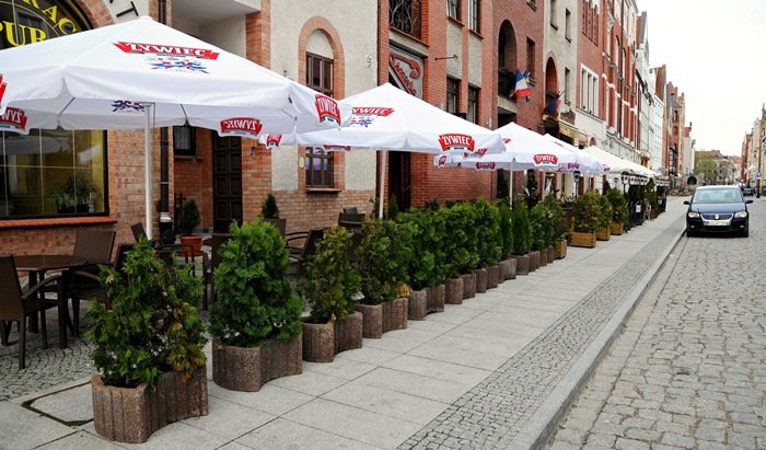 Elbląg, W sprawie ogródków letnich na starówce