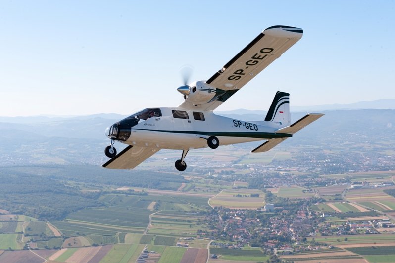 Elbląg, Duma elbląskich geodetów - samolot Vulcanair P68 TC Observer Elbląg, Duma elbląskich geodetów - samolot Vulcanair P68 TC Observer