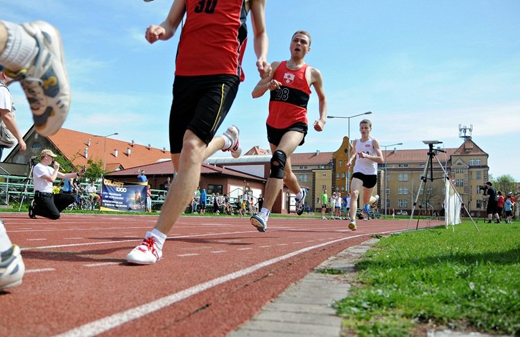 Elbląg, Pobiegli na 1 km