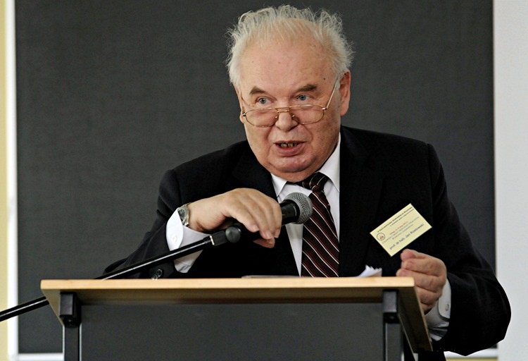 Elbląg, Prof. Rostowski wyjaśniał dlaczego ludzie potrzebują miłości