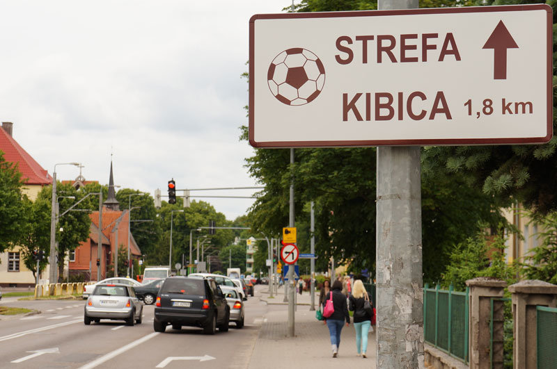 Elbląg, Na mecze najlepiej autobusem lub tramwajem