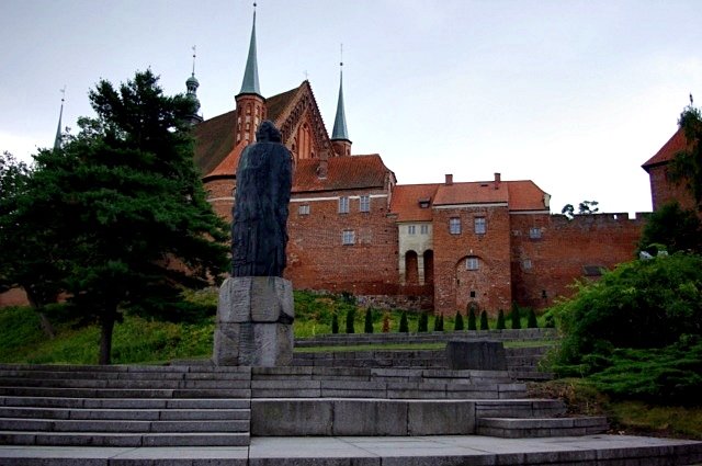Elbląg, Bitwa o Frombork, czyli zamieszki w średniowiecznym grodzie. Posłuchaj! Elbląg, Bitwa o Frombork, czyli zamieszki w średniowiecznym grodzie. Posłuchaj!