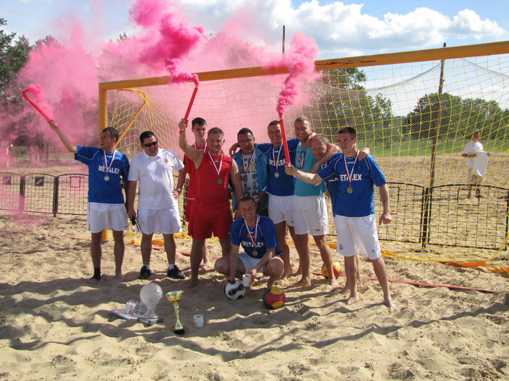 Elbląg, Piłka nożna na kadyńskiej plaży