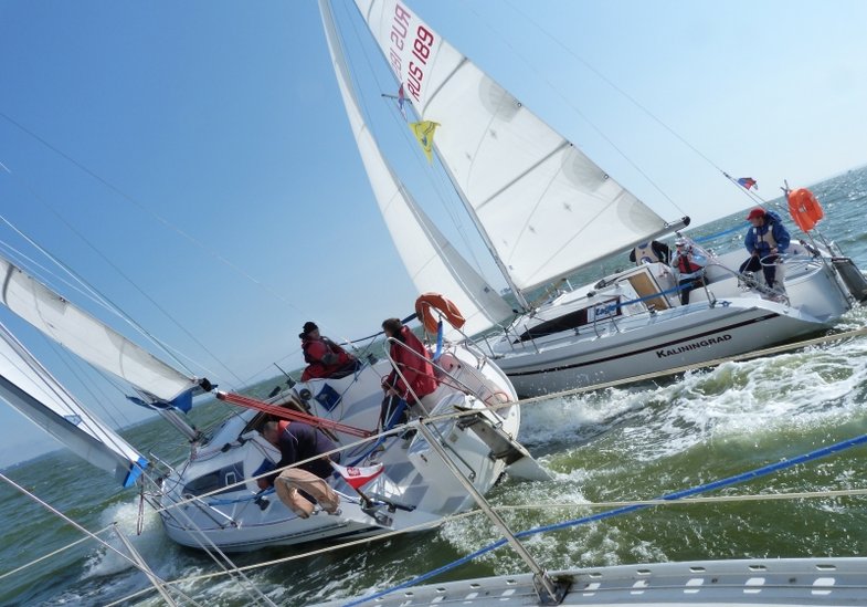 Elbląg, W spiekocie i burzy przez Zalew Wiślany