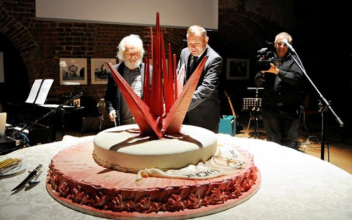 Elbląg, Przy jubileuszowym torcie założyciel Galerii EL Gerard Kwiatkowski i Grzegorz Nowaczyk, prezydent Elbląga Elbląg, Przy jubileuszowym torcie założyciel Galerii EL Gerard Kwiatkowski i Grzegorz Nowaczyk, prezydent Elbląga