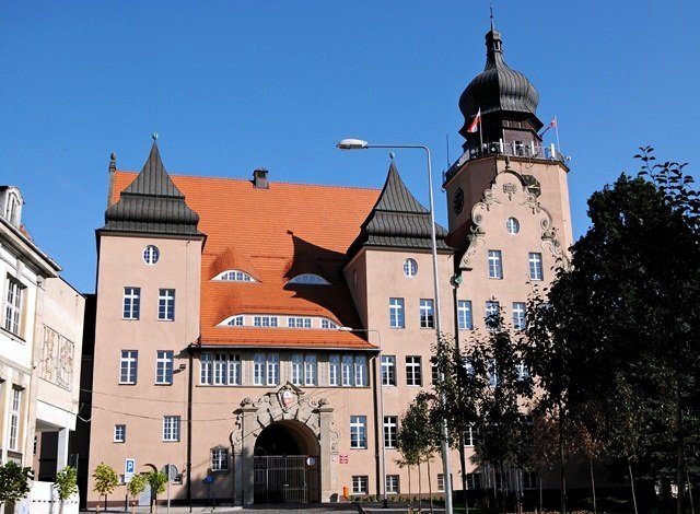 Elbląg, Kto obejmie stanowiska dyrektorskie w UM, dowiemy się niebawem