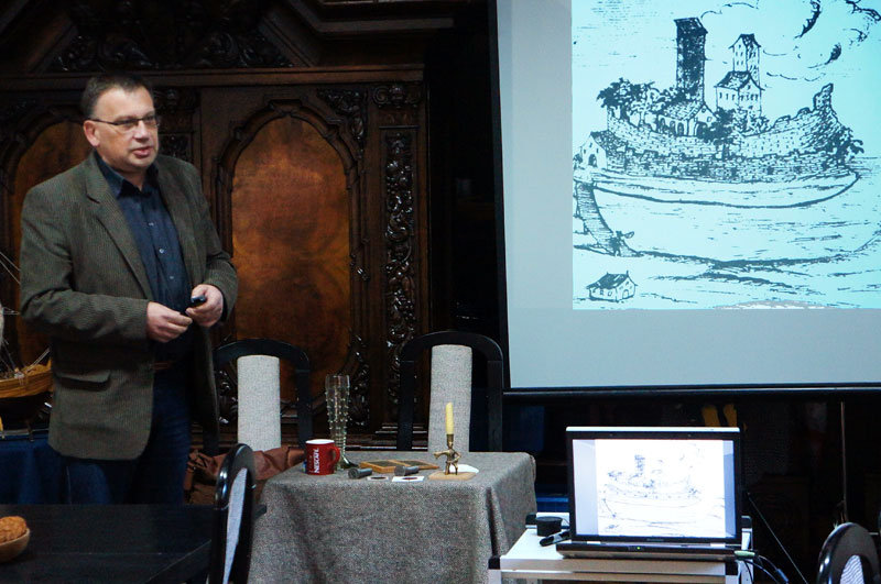 Elbląg, dr Mirosław Marcinkowski, kierownik prac archeologicznych Elbląg, dr Mirosław Marcinkowski, kierownik prac archeologicznych