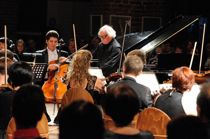 Elbląg, Urodzinowo orkiestrę poprowadził maestro Jerzy Maksymiuk Elbląg, Urodzinowo orkiestrę poprowadził maestro Jerzy Maksymiuk