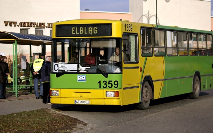 Elbląg, Dojazd do elbląskich cmentarzy