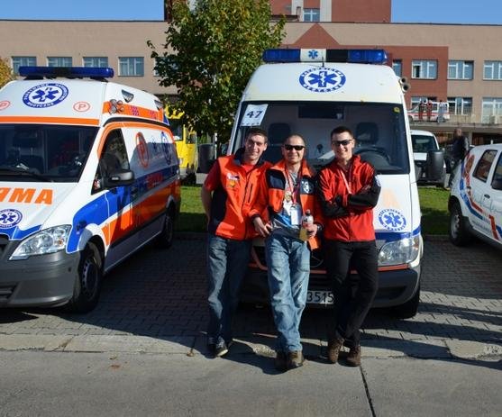 Elbląg, Od lewej stoją: Jerzy Pawlyta, Marcin Siemieniewski, Krzysztof Siemieniewski Elbląg, Od lewej stoją: Jerzy Pawlyta, Marcin Siemieniewski, Krzysztof Siemieniewski