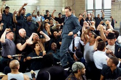 Elbląg, Nawrót depresji gangstera