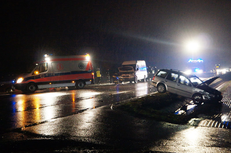 Elbląg, Kazimierzowo: karambol z udziałem pięciu aut