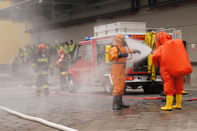 Elbląg, Drużyna ratownictwa chemicznego browaru ćwiczyła wspólnie z miejskimi strażakami