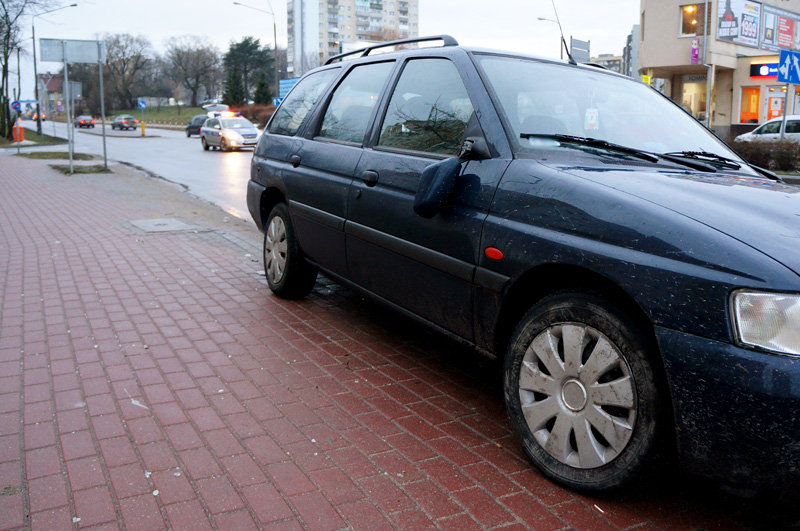 Elbląg, Odrodzenia: dwie piesze potrącone na pasach