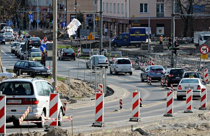 Elbląg, Rok rozkopanych ulic