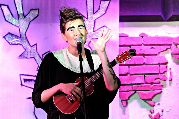 Elbląg, Maja Koman i jej ukulele w Mjazzdze Elbląg, Maja Koman i jej ukulele w Mjazzdze