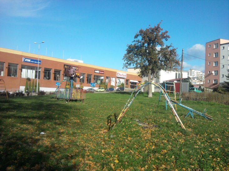 Podwórko na ul. Teatralnej,