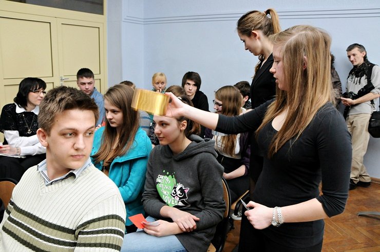Elbląg, O tym, czy Powstanie Styczniowe było haniebne czy chwalebne uczniowie musieli zdecydować zarówno przed debatą, jak i po Elbląg, O tym, czy Powstanie Styczniowe było haniebne czy chwalebne uczniowie musieli zdecydować zarówno przed debatą, jak i po