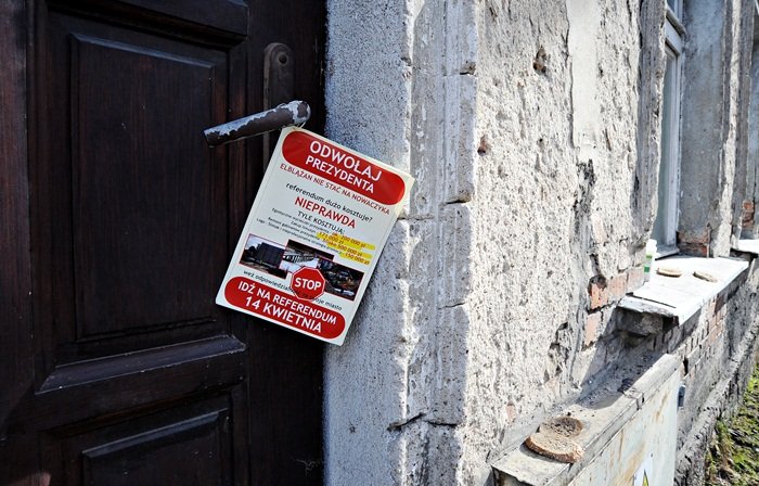Elbląg, Policja zajęła się sprawą ulotek referendalnych kolportowanych na terenie miasta Elbląg, Policja zajęła się sprawą ulotek referendalnych kolportowanych na terenie miasta