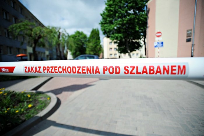 Elbląg, Pilot kością niezgody