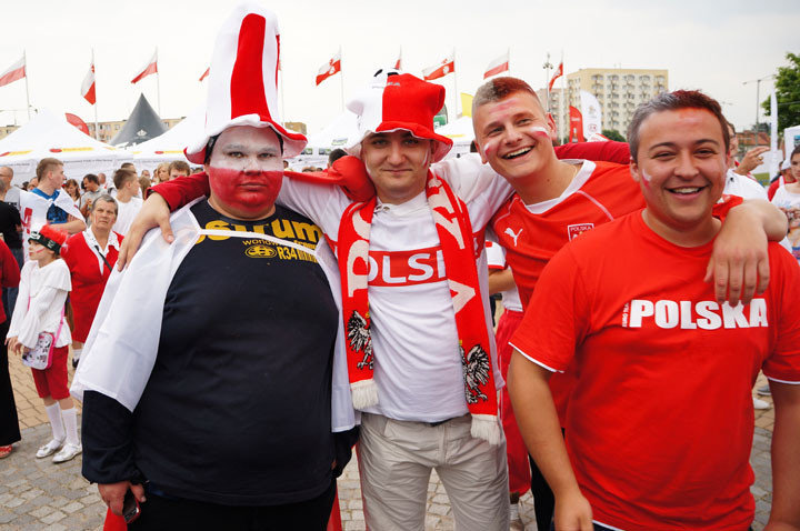 Elbląg, Elblążanie świetnie kibicowali podczas Euro. Elbląg, Elblążanie świetnie kibicowali podczas Euro.