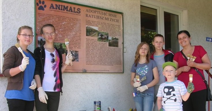 Elbląg, Uczniowie z Gimnazjum nr 7 pomagali schronisku Elbląg, Uczniowie z Gimnazjum nr 7 pomagali schronisku