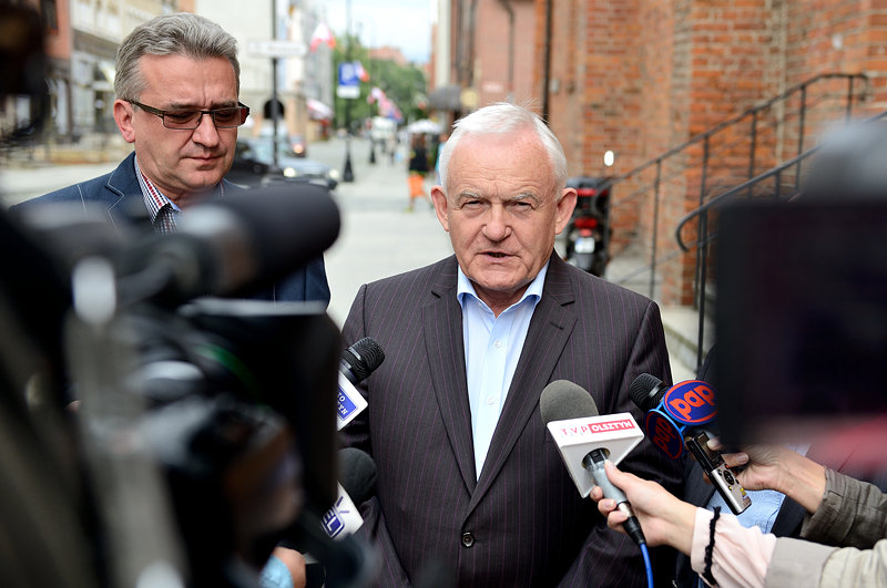 Elbląg, Leszek Miller stwierdził, że jest zadowolony z wyniku wyborczego Janusza Nowaka i SLD Elbląg, Leszek Miller stwierdził, że jest zadowolony z wyniku wyborczego Janusza Nowaka i SLD