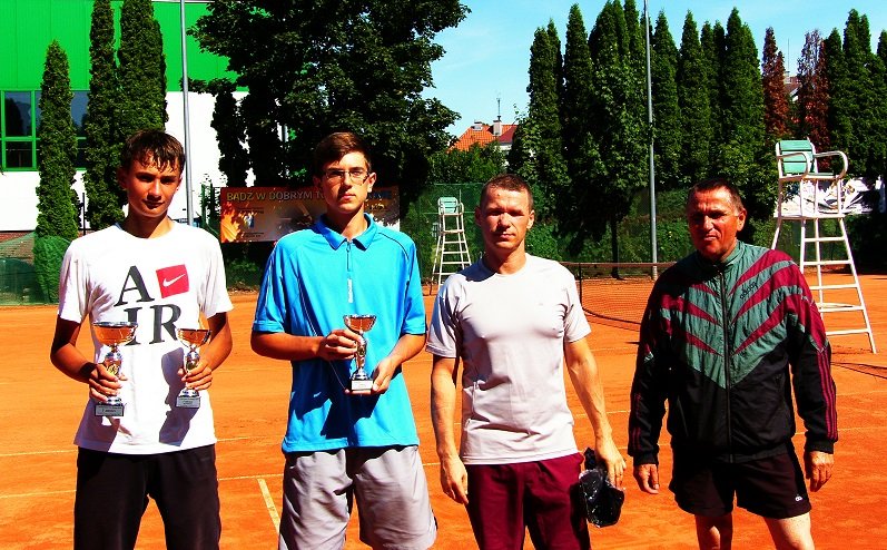 Elbląg, od lewej: Przemek Kwiatkowski, Robert Wojtaś, Roman Żurkowski, Paweł Jurczyński, Elbląg, od lewej: Przemek Kwiatkowski, Robert Wojtaś, Roman Żurkowski, Paweł Jurczyński,