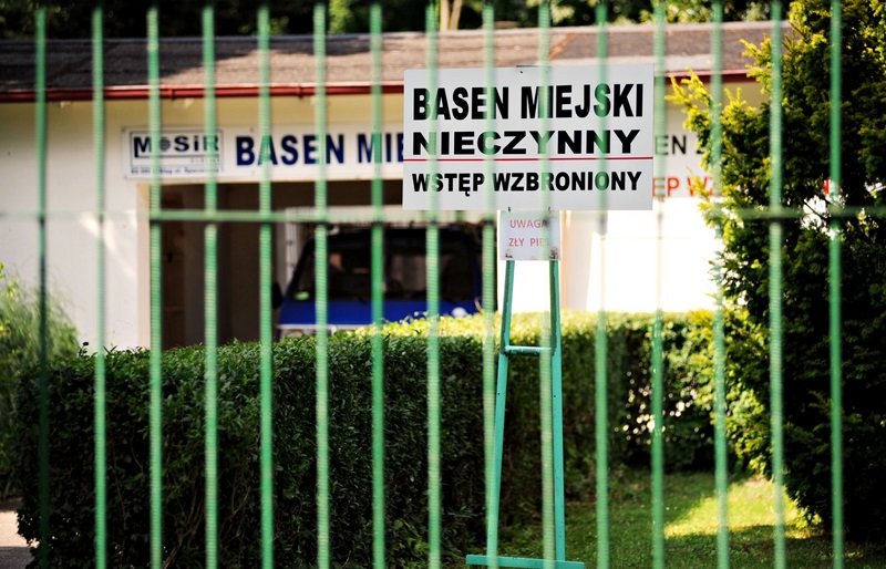Elbląg, Sprawa zamkniętego kąpieliska miejskiego nadal budzi emocje Elbląg, Sprawa zamkniętego kąpieliska miejskiego nadal budzi emocje