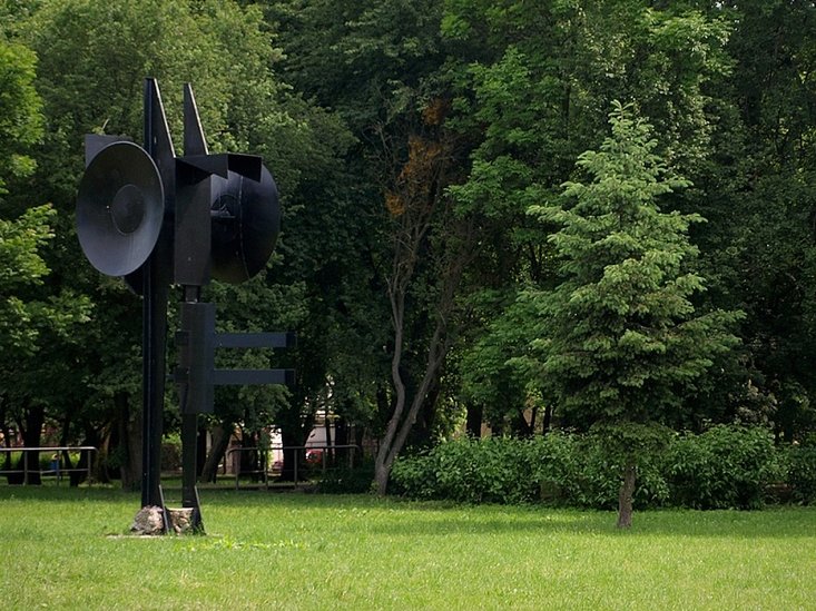 Elbląg, Piknik odbędzie się w okolicach formy przestrzennej Jerzego Lengiewicza, czyli charakterystycznej "anteny nasłuchowej",