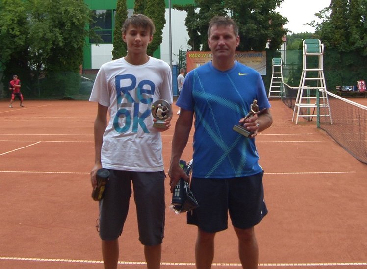 Finaliści 3. turnieju w grze pojedynczej Przemysław Kwiatkowski, Dariusz Gajewski,