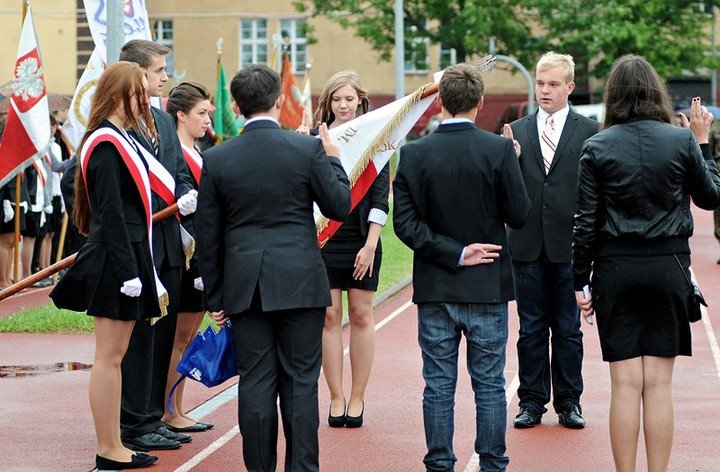 Elbląg, Nowy rok szkolny to także ślubowanie uczniów klas pierwszych Elbląg, Nowy rok szkolny to także ślubowanie uczniów klas pierwszych