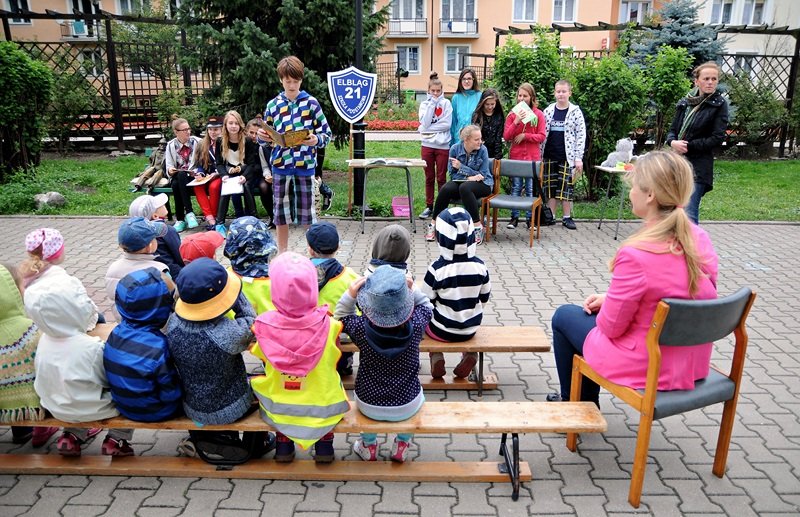 Elbląg, Pierwsze spotkanie z poezją Juliana Tuwima w SP 21 odbyło się dziś (11 września) Elbląg, Pierwsze spotkanie z poezją Juliana Tuwima w SP 21 odbyło się dziś (11 września)