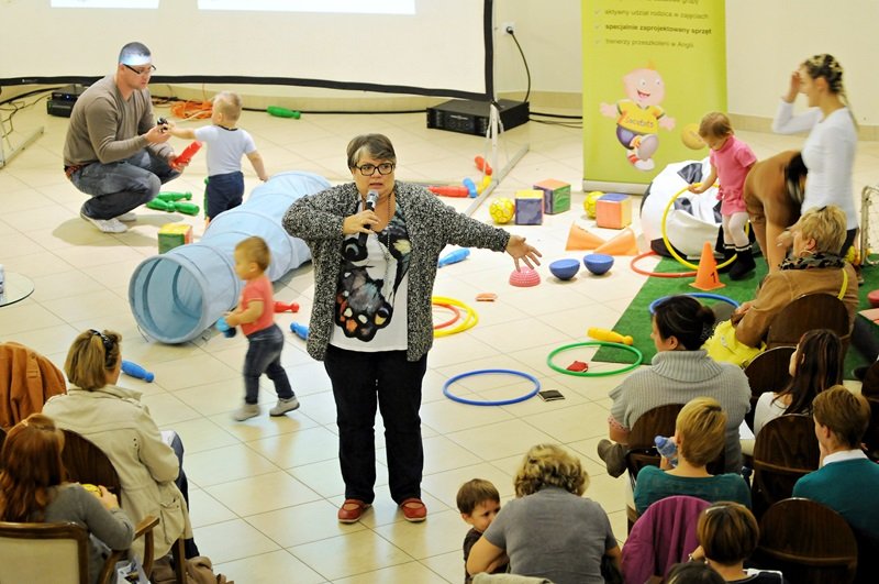 Elbląg, - Dzieci muszą się ruszać, w ten sposób poznają świat - mówiła Dorota Zawadzka, psycholog rozwojowy, znana z programu Super Niania Elbląg, - Dzieci muszą się ruszać, w ten sposób poznają świat - mówiła Dorota Zawadzka, psycholog rozwojowy, znana z programu Super Niania