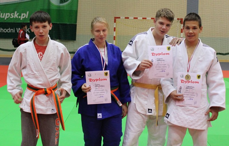 Elbląg, Młodzicy walczyli w Jezierzycach (judo)