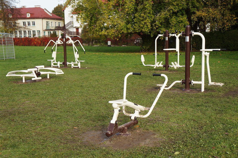 Elbląg, W zdrowym ciele zdrowy duch, a do tego świeże powietrze - park rekreacyjny dla osób starszych oraz siłownia na świeżym powietrzu są już dostępne Elbląg, W zdrowym ciele zdrowy duch, a do tego świeże powietrze - park rekreacyjny dla osób starszych oraz siłownia na świeżym powietrzu są już dostępne