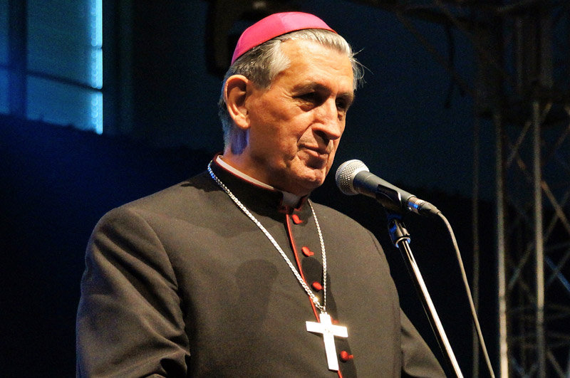 Elbląg, Biskup Jan Styrna podczas świątecznych spotkań elblążan