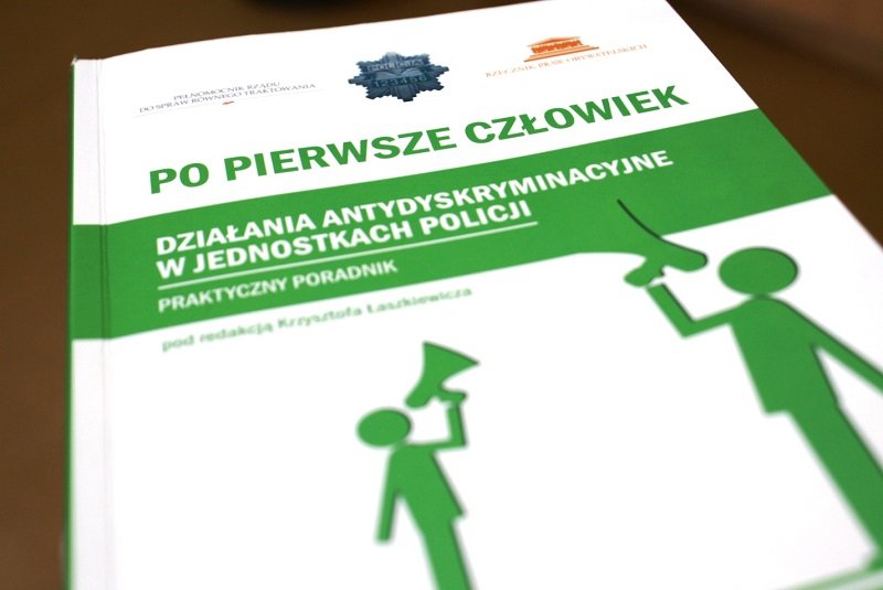 Elbląg, Poradnik trafił do elbląskiej komendy Elbląg, Poradnik trafił do elbląskiej komendy
