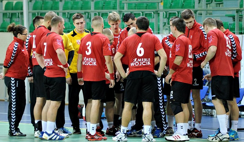 Elbląg, Meblarze przegrali z Nielbą 23:33 Elbląg, Meblarze przegrali z Nielbą 23:33