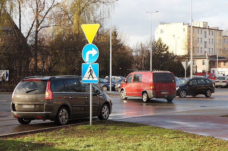 Elbląg, Znak swoje, a kierowcy swoje Elbląg, Znak swoje, a kierowcy swoje
