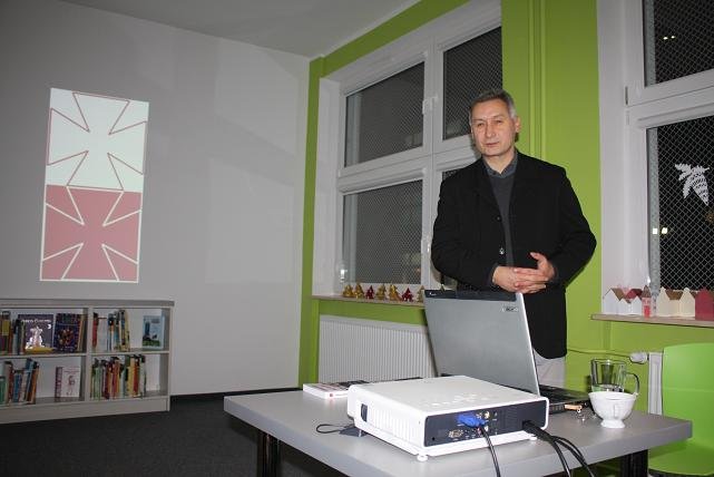 Elbląg, Wczoraj w filii bibliotecznej nr 5 Tomasz Gliniecki opowiadał o swojej najnowszej ksiażce Elbląg, Wczoraj w filii bibliotecznej nr 5 Tomasz Gliniecki opowiadał o swojej najnowszej ksiażce