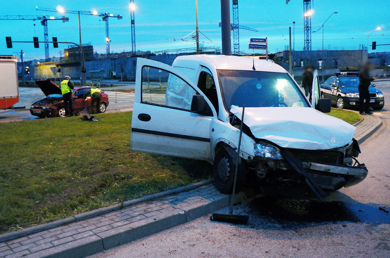 Elbląg, Poranny wypadek na skrzyżowaniu Elbląg, Poranny wypadek na skrzyżowaniu