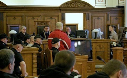 Elbląg, Proces grupy oskarżonej o sprzedaż kobiet do domów publicznych w Niemczech toczył się przed elbląskim sądem od stycznia 2010 r. Elbląg, Proces grupy oskarżonej o sprzedaż kobiet do domów publicznych w Niemczech toczył się przed elbląskim sądem od stycznia 2010 r.