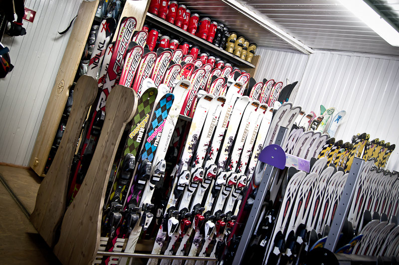 Wypożycz sprzęt narciarski lub snowboardowy za 1 zł Wypożycz sprzęt narciarski lub snowboardowy za 1 zł