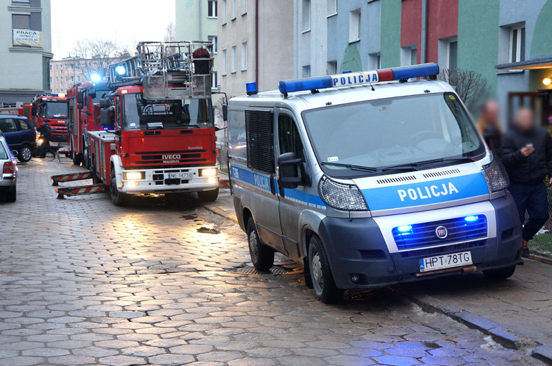 Elbląg, Pożar w mieszkaniu przy ul. Diaczenki wybuchł w piątek po południu Elbląg, Pożar w mieszkaniu przy ul. Diaczenki wybuchł w piątek po południu