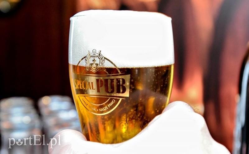 Elbląg, Odpowiednie kufle już są, lokalne piwo też ..Na swoich pierwszych gości Specjal Pub czeka już od soboty Elbląg, Odpowiednie kufle już są, lokalne piwo też ..Na swoich pierwszych gości Specjal Pub czeka już od soboty